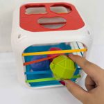 مکعب اشکال خارجی به همراه کش